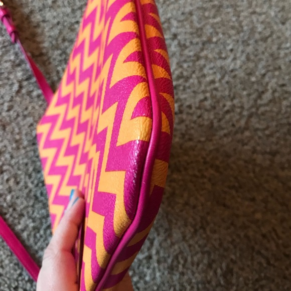 Vera Bradley Slim Hipster Ziggy Zags Chevron - Picture 4 of 8